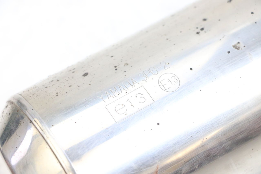 photo de DERECHA ESCAPE YAMAHA FJR ABS 1300 (2006 - 2012) - Características distintivas