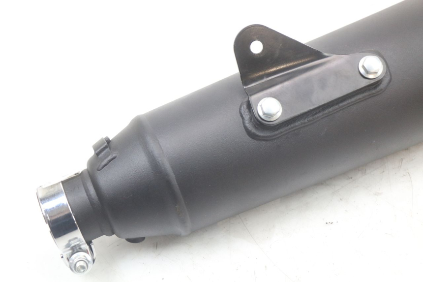 photo de DERECHA ESCAPE ROYAL ENFIELD CONTINENTAL GT 650 (2019 - 2024) - Características distintivas