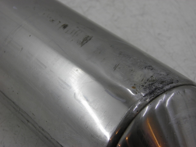 photo de DERECHA ESCAPE YAMAHA FJR 1300 (2004 - 2005) - Detalle de la pieza