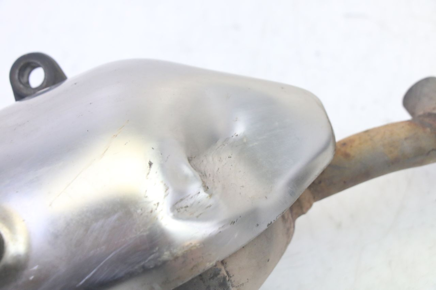 photo de ESCAPE HONDA FES S-WING SWING ABS 125 (2007 - 2015) - Primer plano técnico