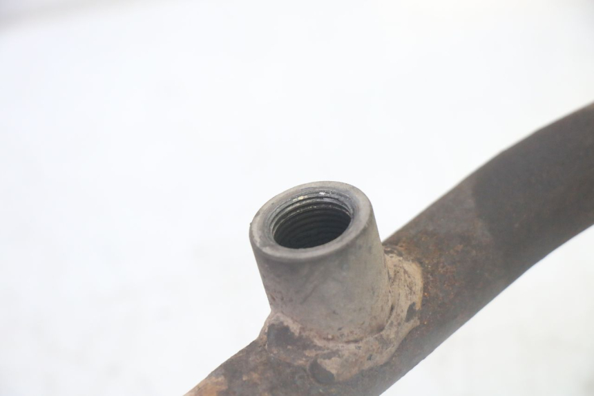 photo de ESCAPE HONDA FES S-WING SWING ABS 125 (2007 - 2015) - Detalles de los puntos de fijación