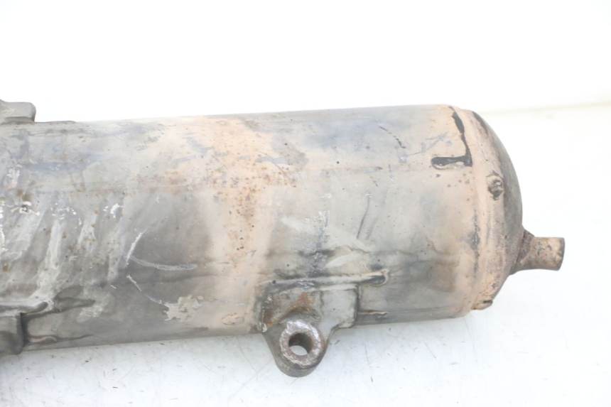 photo de ESCAPE HONDA FES S-WING SWING ABS 125 (2007 - 2015) - Zoom sobre los componentes