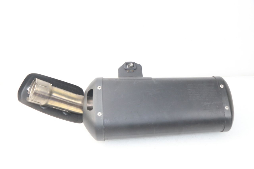 photo de ESCAPE YAMAHA FZ8 800 (2010 - 2016) - Primer plano técnico