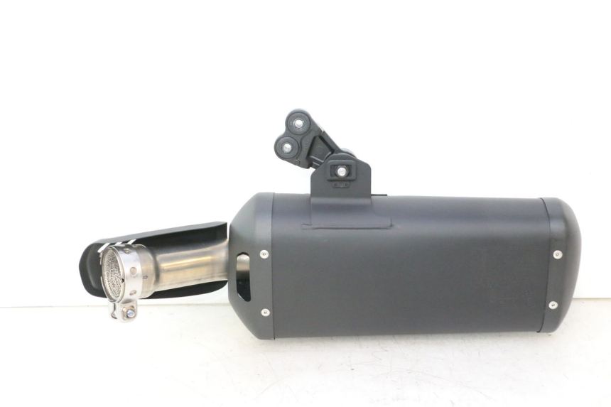 photo de ESCAPE YAMAHA FZ8 800 (2010 - 2016) - Detalles de los puntos de fijación