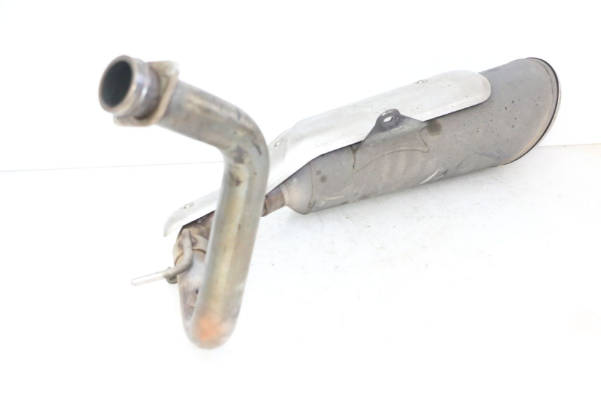 photo de ESCAPE BMW G310 R 310 (2016 - 2020) - Detalles de los puntos de fijación