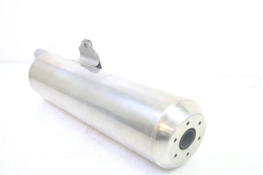 photo de IZQUIERDA ESCAPE YAMAHA FJR ABS 1300 (2006 - 2012) - Primer plano técnico