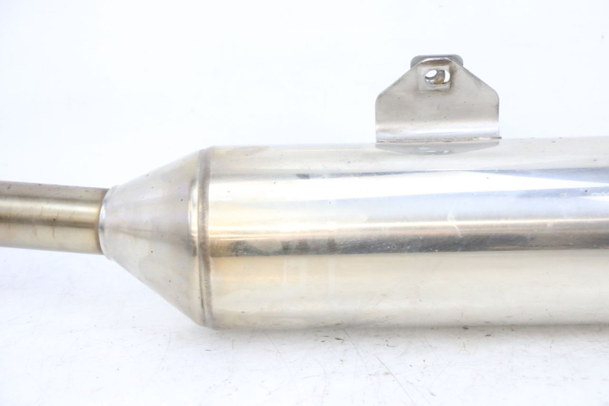 photo de IZQUIERDA ESCAPE YAMAHA FJR ABS 1300 (2006 - 2012) - Primer plano de alta resolución