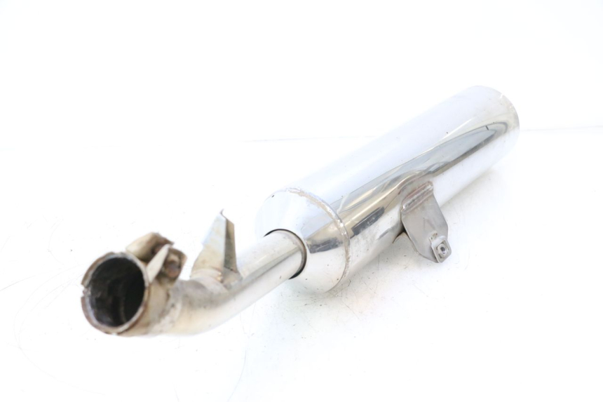 photo de IZQUIERDA ESCAPE YAMAHA FJR 1300 (2001 - 2005) - Detalles de los puntos de fijación
