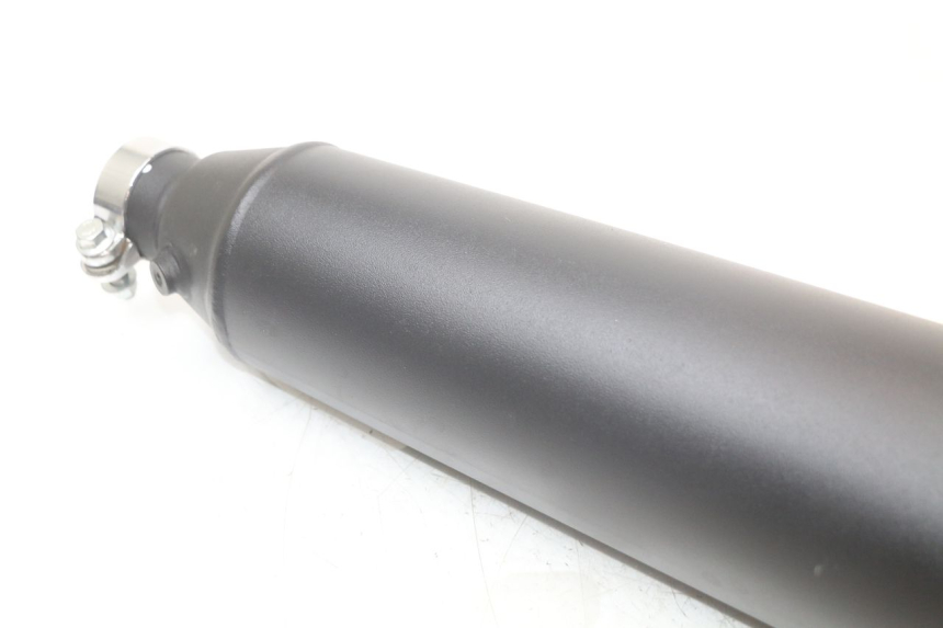 photo de IZQUIERDA ESCAPE ROYAL ENFIELD CONTINENTAL GT 650 (2019 - 2024) - Detalle de la pieza