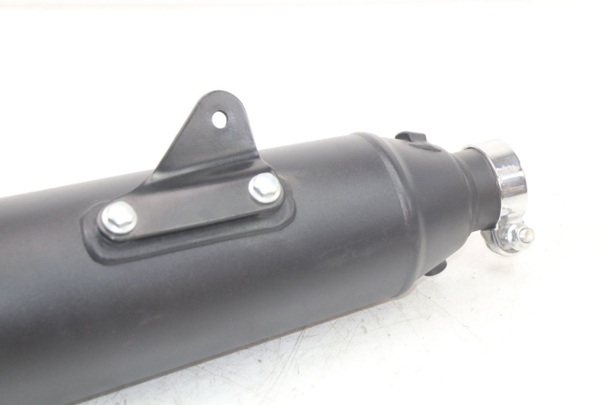 photo de IZQUIERDA ESCAPE ROYAL ENFIELD CONTINENTAL GT 650 (2019 - 2024) - Características distintivas