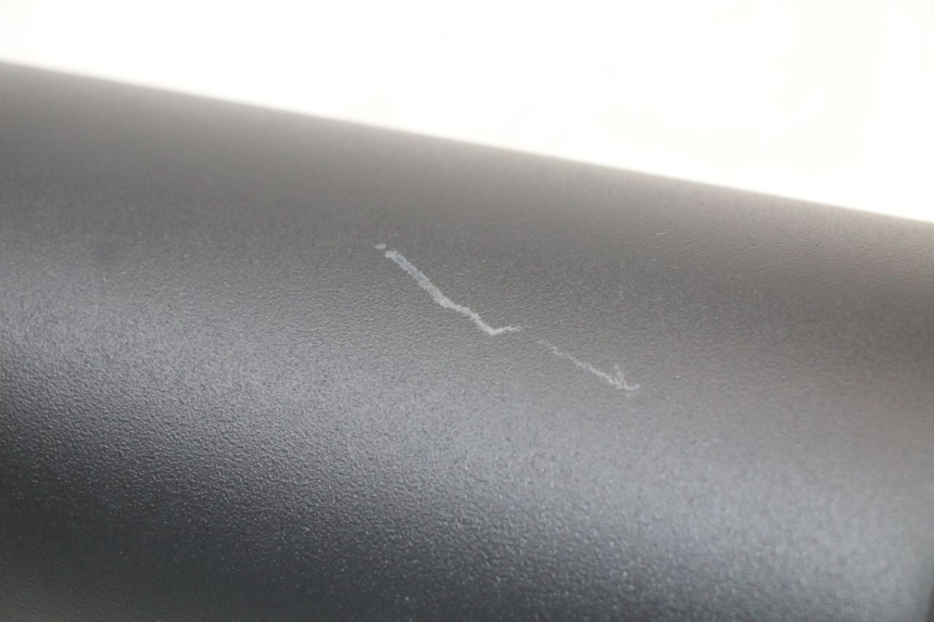 photo de IZQUIERDA ESCAPE ROYAL ENFIELD CONTINENTAL GT 650 (2019 - 2024) - Otra perspectiva