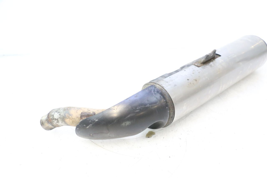 photo de IZQUIERDA ESCAPE HONDA ST PAN EUROPEAN 1100 (1990 - 2002) - Primer plano de alta resolución