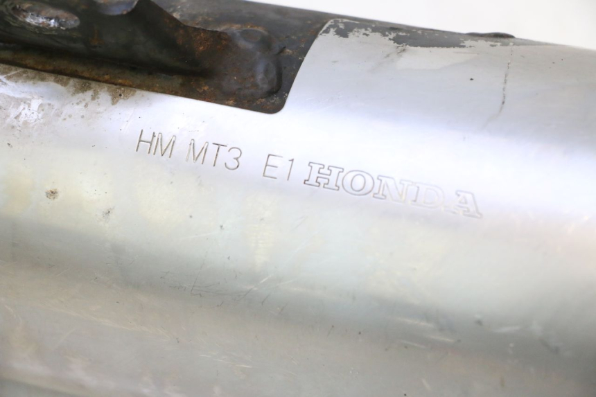 photo de IZQUIERDA ESCAPE HONDA ST PAN EUROPEAN 1100 (1990 - 2002) - Zoom estado de uso