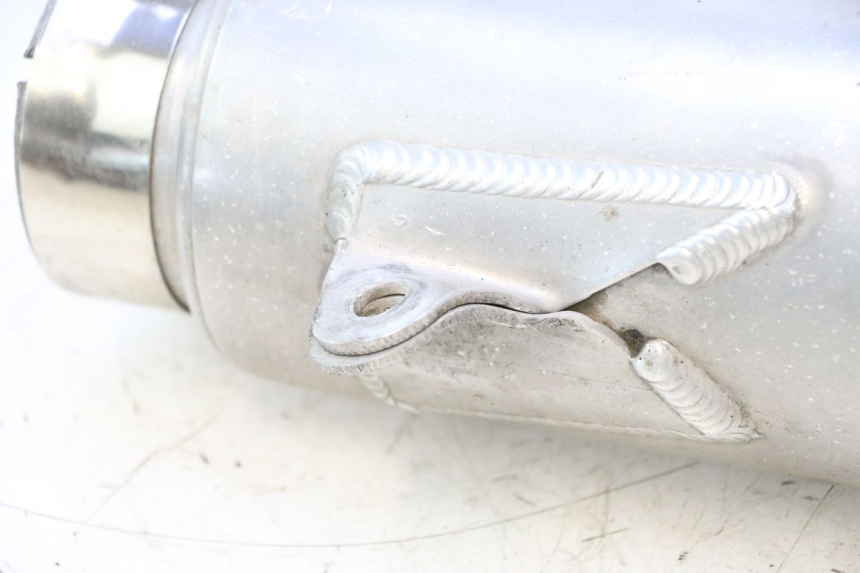 photo de ESCAPE SUZUKI GSX F GSXF 750 (1988 - 1998) - Primer plano técnico