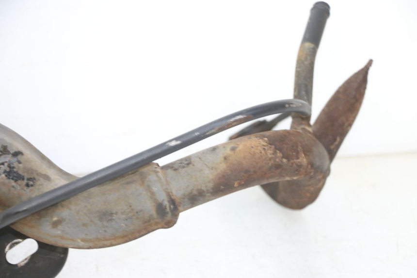 photo de ESCAPE PEUGEOT KISBEE 2T 50 (2010 - 2017) - Inspección visual detallada