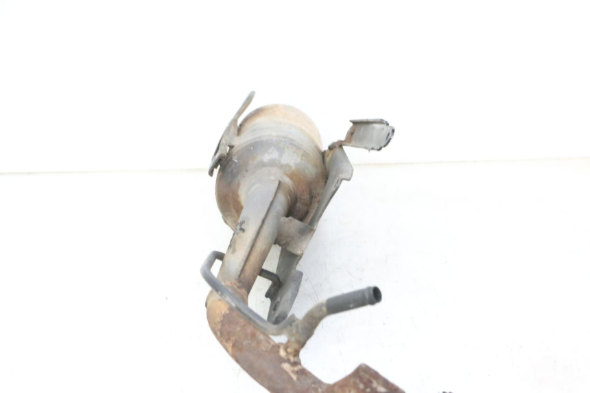 photo de ESCAPE PEUGEOT KISBEE 2T 50 (2010 - 2017) - Detalles de los puntos de fijación