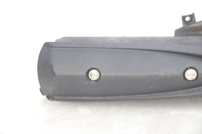 photo de ESCAPE PEUGEOT KISBEE 4T 50 (2010 - 2017) - Zoom sobre los componentes