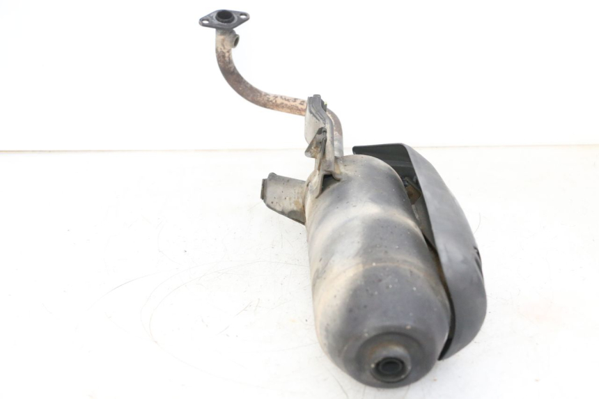 photo de TUBO DE ESCAPE PEUGEOT KISBEE 4T 50 (2018 - 2022) - Enfoque en la estructura