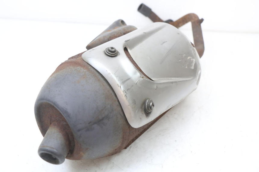 photo de ESCAPE RENAULT KOURANOS 125 (2001 - 2004) - Detalles de los puntos de fijación