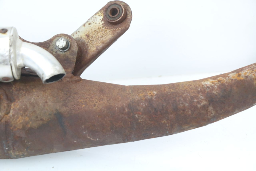 photo de ESCAPE PEUGEOT LUDIX BLASTER 50 (2006 - 2014) - Ángulo de visión alternativo