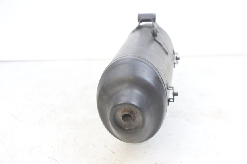 photo de ESCAPE PIAGGIO MEDLEY 125 (2016 - 2023) - Detalles de los puntos de fijación