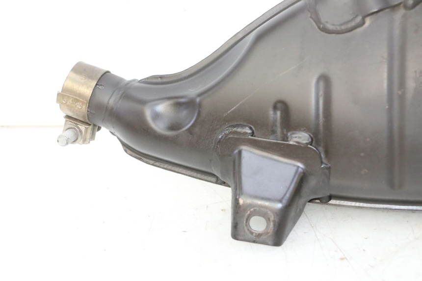 photo de ESCAPE PIAGGIO MP3 HPE 310 (2024 - 2025) - Estado de la superficie y material