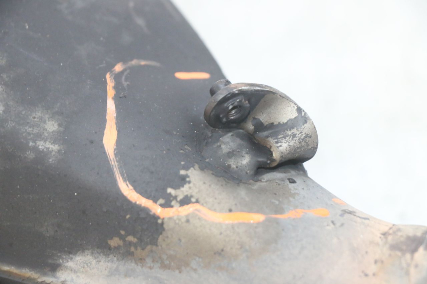 photo de ESCAPE PIAGGIO MP3 HPE 300 (2019 - 2026) - Zoom sobre los componentes