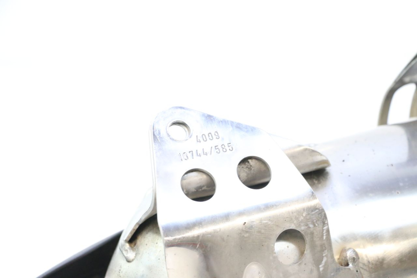 photo de ESCAPE PIAGGIO MP3 LT 400 (2007 - 2012) - Primer plano técnico