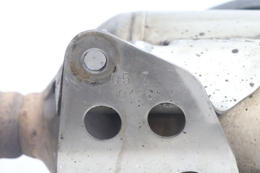 photo de ESCAPE PIAGGIO MP3 500 (2016 - 2018) - Detalles de los puntos de fijación