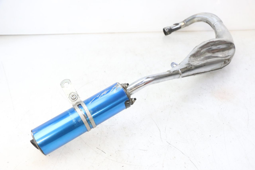 photo de ESCAPE RIEJU MRT 50 (2018 - 2021) - Zoom sobre los componentes