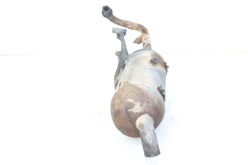 photo de ESCAPE PIAGGIO NEW TYPHOON 50 (2010 - 2017) - Primer plano de alta resolución