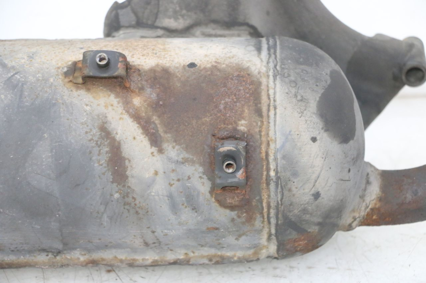 photo de ESCAPE PIAGGIO NEW TYPHOON 50 (2010 - 2017) - Inspección visual detallada