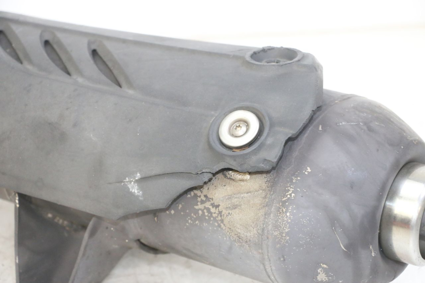 photo de ESCAPE GILERA NEXUS 125 (2009 - 2013) - Estado de la superficie y material