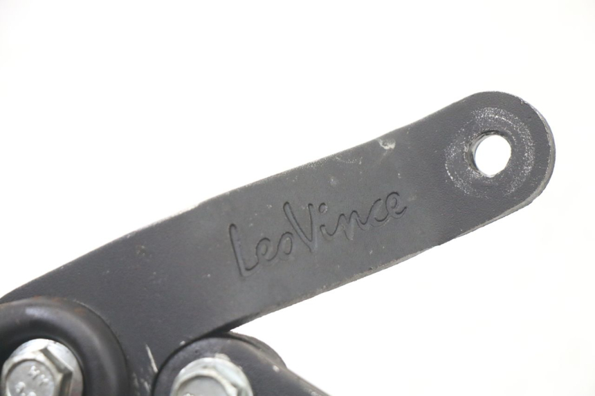 photo de ESCAPE PIAGGIO NRG POWER PUREJET 50 (2018 - 2021) - Otra perspectiva