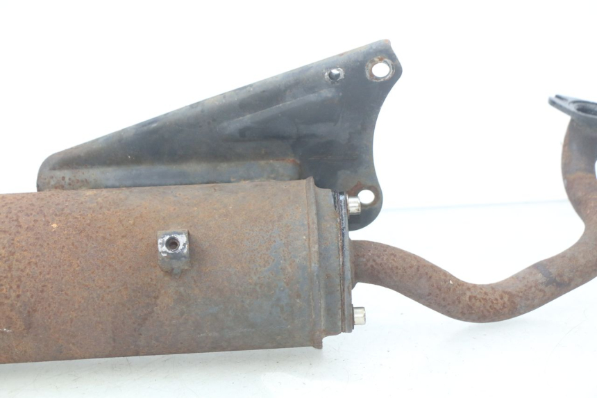 photo de ESCAPE TNT MOTOR OTTO 2T 50 (2012 - 2018) - Zoom sobre los componentes