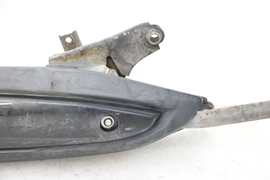 photo de ESCAPE PEUGEOT KISBEE 4T 50 (2010 - 2017) - Inspección visual detallada