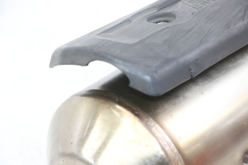 photo de ESCAPE PEUGEOT SATELIS 125 (2010 - 2012) - Detalles de los puntos de fijación