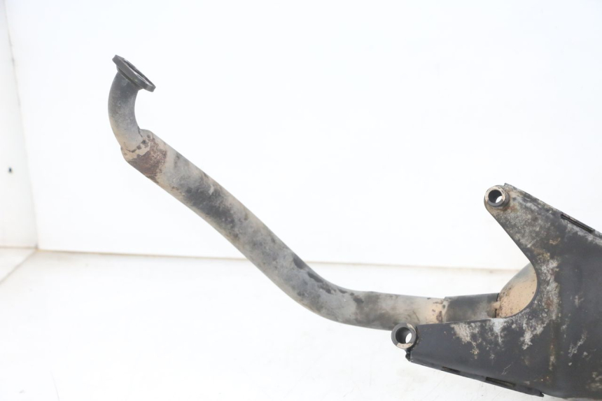 photo de ESCAPE PEUGEOT VIVACITY 125 (2010 - 2017) - Estado de la superficie y material