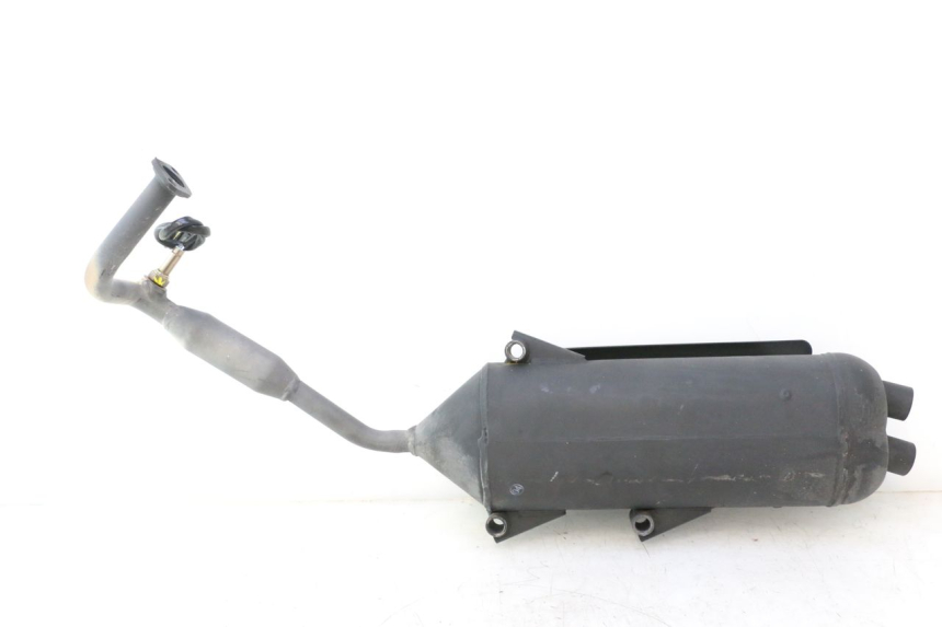 photo de ESCAPE JM MOTORS R-MAX TECH 50 (2024 - 2026) - Estado de la superficie y material