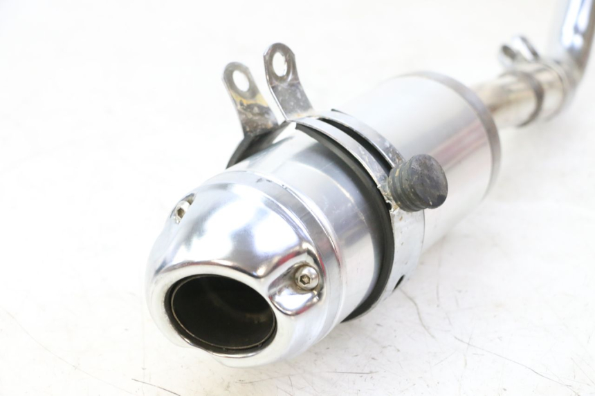 photo de ESCAPE APOLLO RFZ 125 - Primer plano de alta resolución