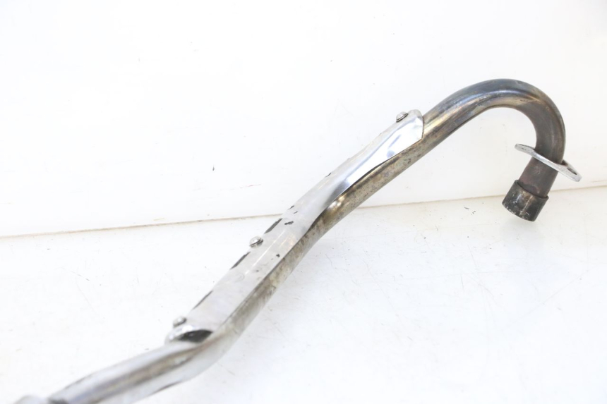 photo de ESCAPE APOLLO RFZ 125 - Zoom sobre los componentes