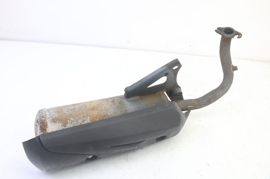 photo de ESCAPE TNT MOTOR ROMA 10' 2T 50 (2011 - 2018) - Detalles de los puntos de fijación