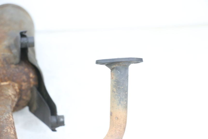 photo de ESCAPE TNT MOTOR ROMA 10' 4T 50 (2019 - 2022) - Zoom sobre los componentes