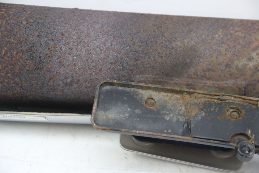 photo de ESCAPE TNT MOTOR ROMA 12' 2T 50 (2007 - 2018) - Zoom sobre los componentes