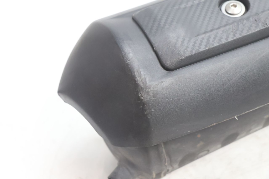 photo de ESCAPE JM MOTORS SANTANA EVO 50 (2024 - 2026) - Detalles de los puntos de fijación