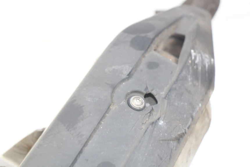 photo de ESCAPE PEUGEOT SATELIS 125 (2010 - 2012) - Detalle de la pieza