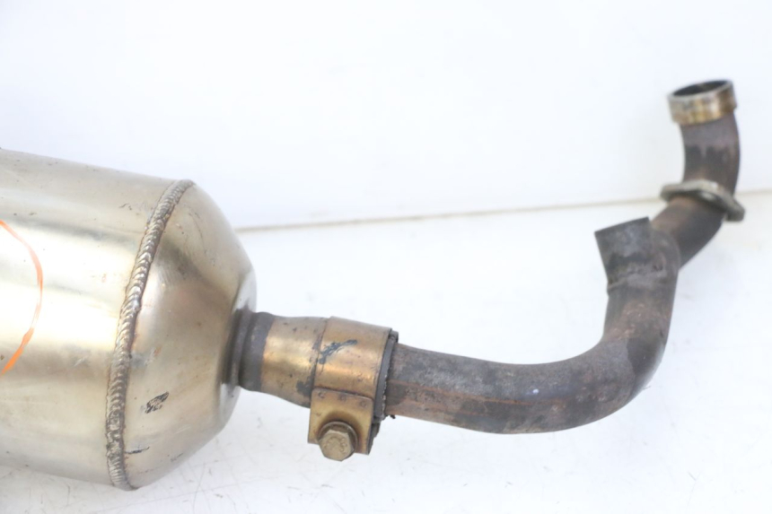 photo de ESCAPE PEUGEOT SATELIS 125 (2013 - 2018) - Inspección visual detallada