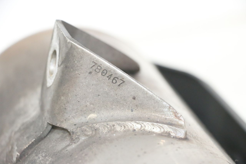 photo de ESCAPE PEUGEOT SATELIS 125 (2013 - 2018) - Detalle de la pieza