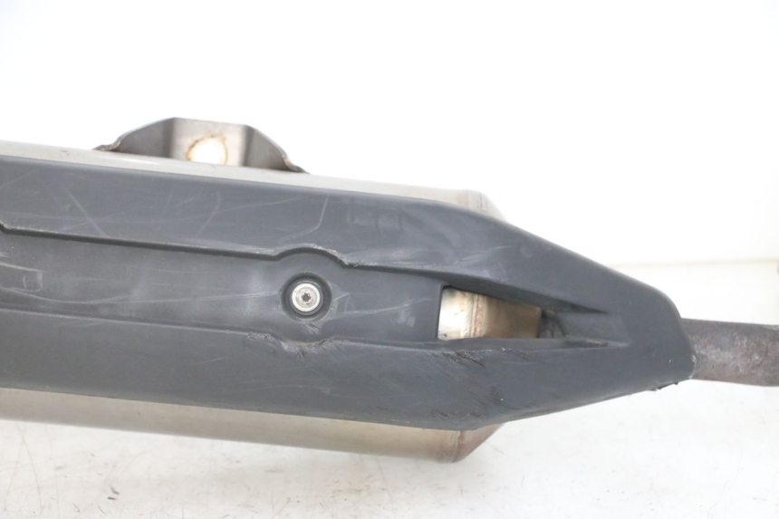 photo de ESCAPE PEUGEOT SATELIS 125 (2013 - 2018) - Primer plano de alta resolución