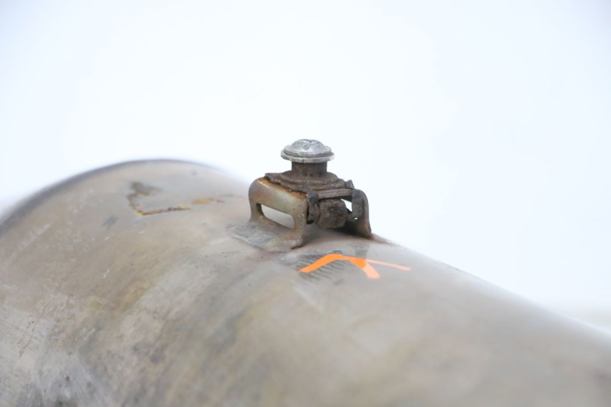 photo de ESCAPE PEUGEOT SATELIS 125 (2013 - 2018) - Zoom sobre los componentes